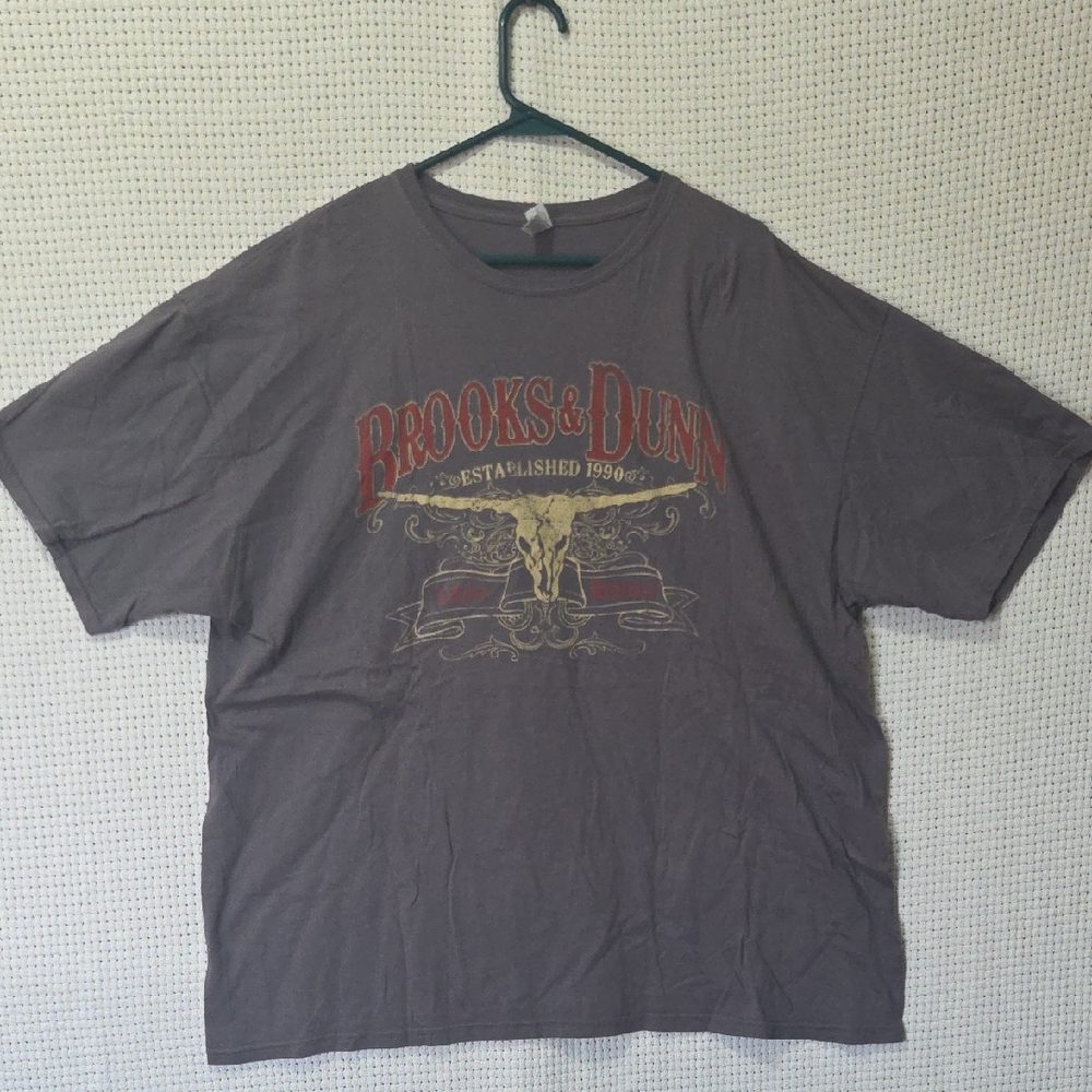 Brooks And Dunn Dark Gray Graphic Tee